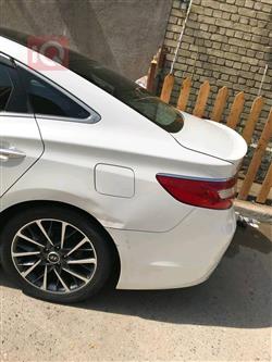 هيونداي أزيرا